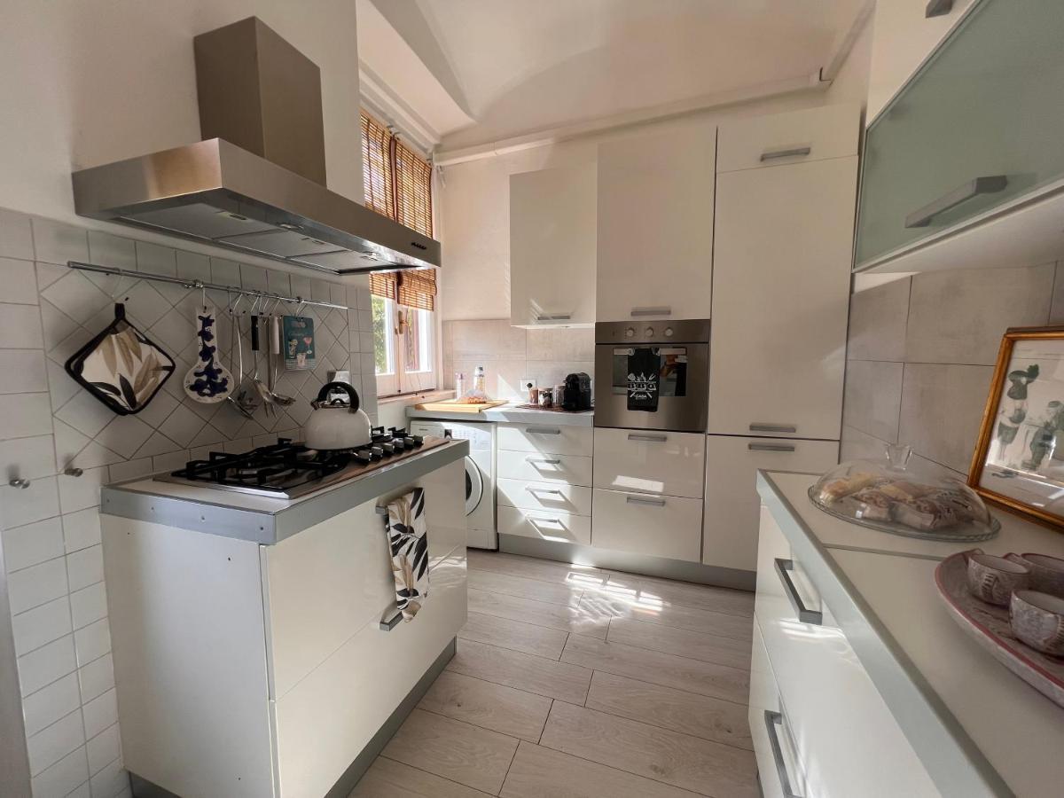 Casa Fiore Рим Екстериор снимка